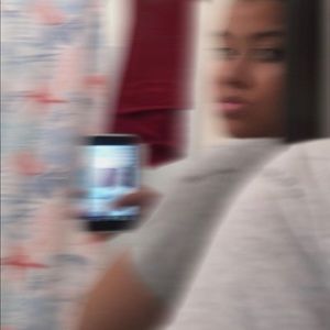 Meet your Posher, Adaliz